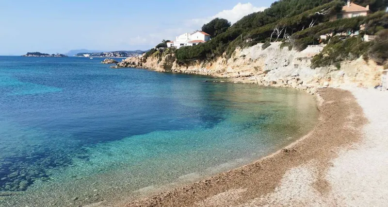 Plage de la baie de Cousse