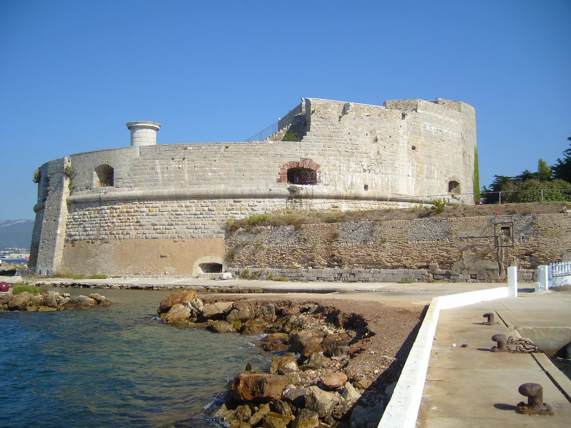 La Tour Royale (Grosse Tour) à la pointe du Mourillon, à Toulon