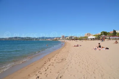 Plage des Sablettes