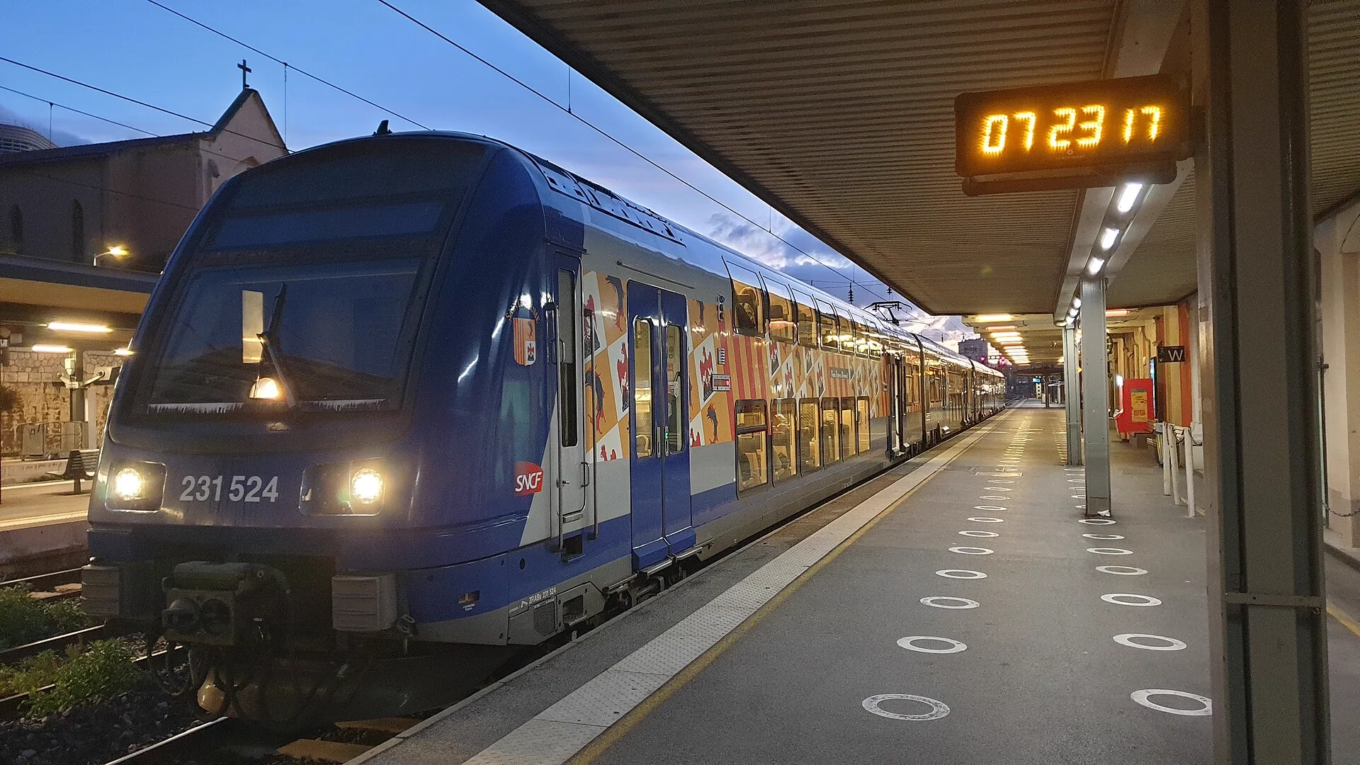 Venir dans le Var en train, sans voiture